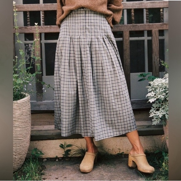 SOLD. Christy dawn dop skirt. - Picture 9 of 9